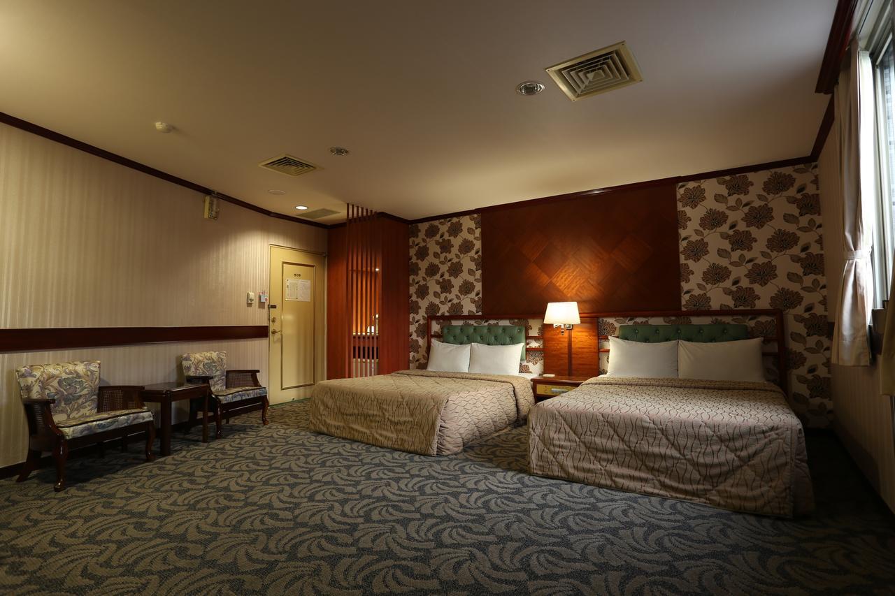 Monalisa Hotel Tainan Exterior foto